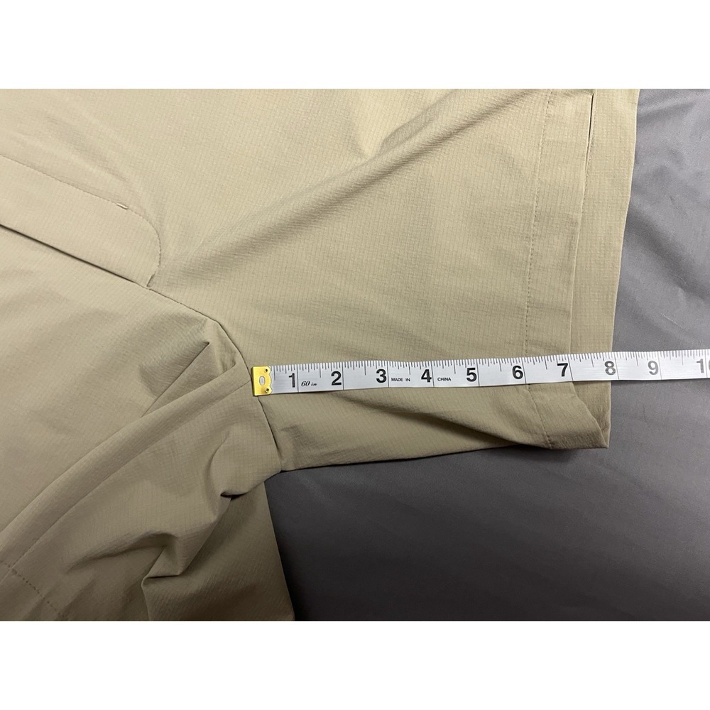 Tommy Bahama Chip Shot Golf Shorts Men's 38 Khaki IslandZone UPF 50 Stretch - Picture 4 of 10